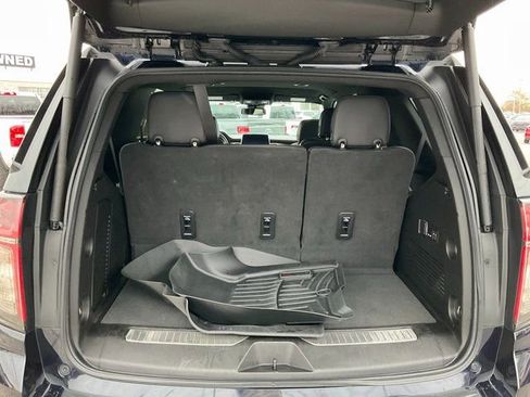Used 2023 Chevrolet Tahoe Premier image 17
