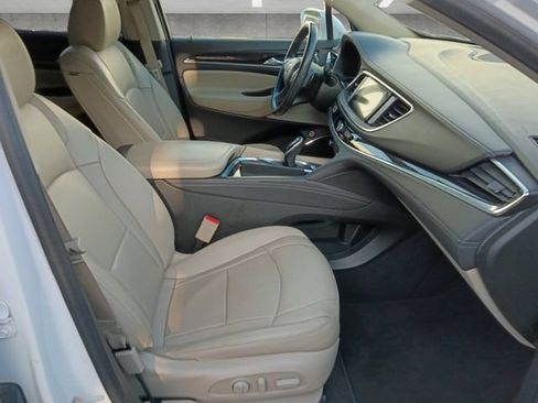 Used 2019 Buick Enclave Essence AWD/4WD image 24