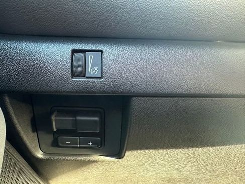 Used 2025 Chevrolet Colorado ZR2 w/ Technology Package image 13