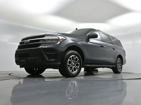 Certified 2024 Ford Expedition Max XLT image 46