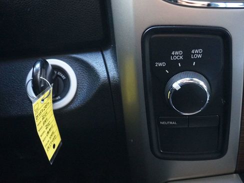 Used 2014 RAM 2500 Laramie w/ Protection Group image 29