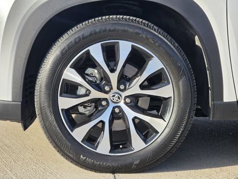 Certified 2024 Toyota Grand Highlander AWD Hybrid image 8