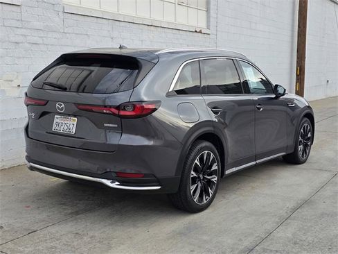 Used 2024 MAZDA CX-90 Plug-In Hybrid w/ Premium Pkg image 4
