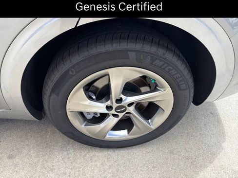 Certified 2026 Genesis GV70 2.5T AWD/4WD image 8