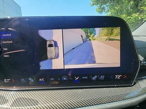 Certified 2025 Chevrolet Traverse High Country w/ LPO, Floor Liner Package AWD/4WD image 19