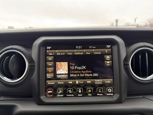 Used 2023 Jeep Wrangler Unlimited Sahara w/ Cold Weather Group AWD/4WD image 24