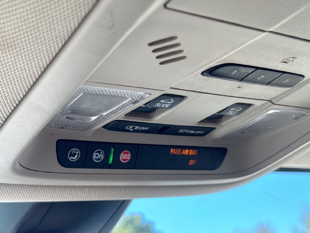 Used 2019 GMC Acadia Denali w/ Technology Package FWD image 29