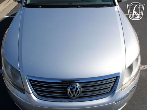 Used 2006 Volkswagen Phaeton V8 AWD/4WD image 25