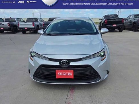 Used 2024 Toyota Corolla LE FWD image 3