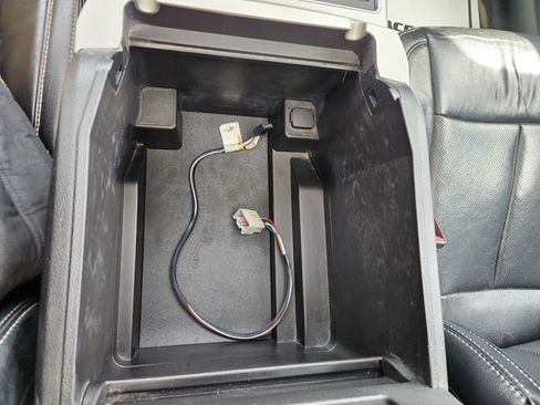 Used 2019 Ford F150 Lariat w/ Equipment Group 502A Luxury image 57