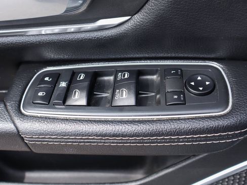 Used 2020 RAM 1500 Laramie image 17