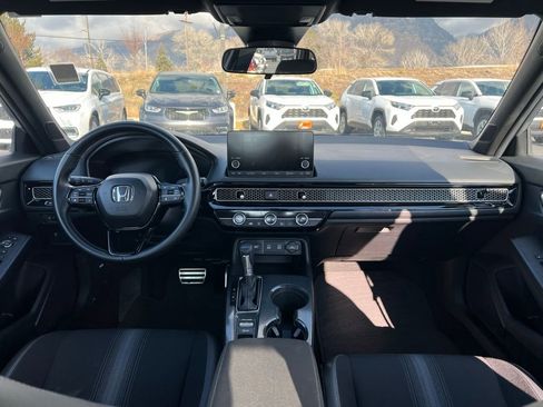 Used 2025 Honda Civic Sport image 19
