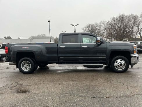 Used 2017 Chevrolet Silverado 3500 LTZ w/ Duramax Plus Package image 5