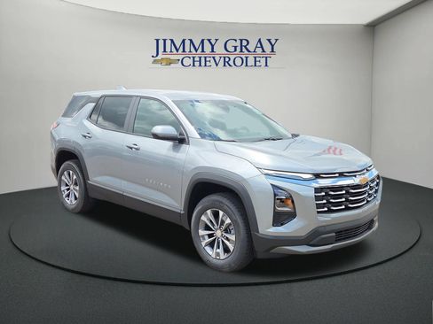New 2027 Chevrolet Equinox LT w/ Convenience Package II AWD/4WD image 7