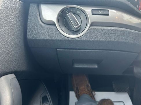 Used 2015 Volkswagen Passat 1.8T image 23