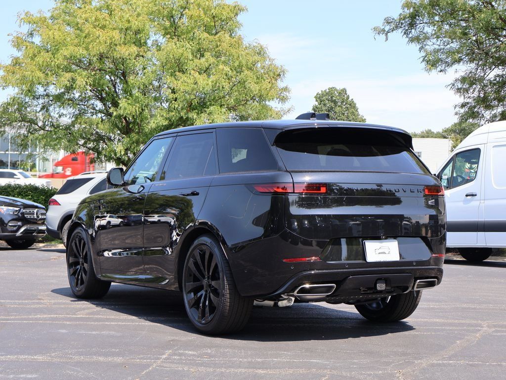 New 2026 Land Rover Range Rover Sport Dynamic SE AWD/4WD image 5