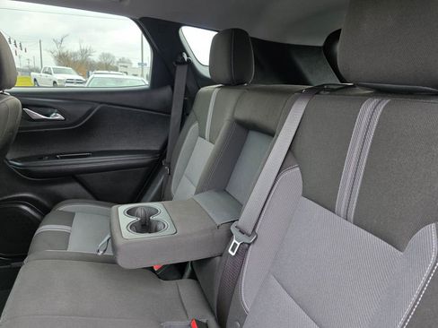 Used 2025 Chevrolet Blazer LT image 36