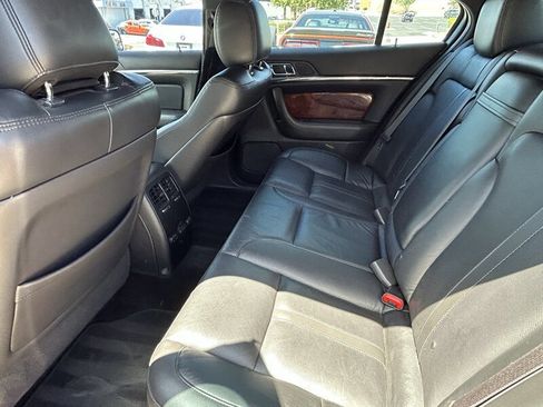 Used 2014 Lincoln MKS w/ Equipment Group 101A FWD image 30