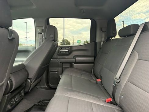 Used 2025 Chevrolet Silverado 1500 Custom Trail Boss w/ LPO, Dark Essentials Package AWD/4WD image 17