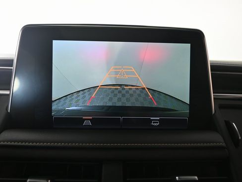 Used 2023 GMC Yukon SLT image 29