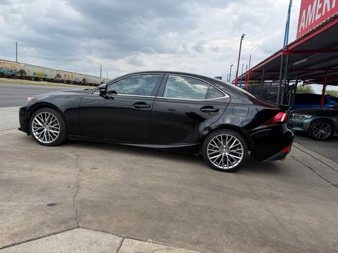 Used 2016 Lexus IS 200t w/ Navigation System Package RWD image 21