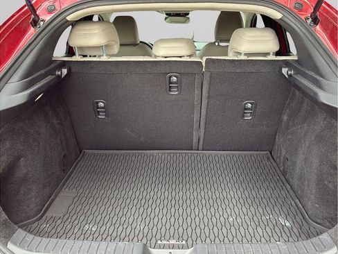 Used 2024 MAZDA CX-30 AWD 2.5 S w/ Preferred Package image 10