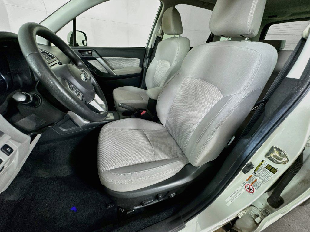 Used 2017 Subaru Forester 2.5i Premium AWD/4WD image 25
