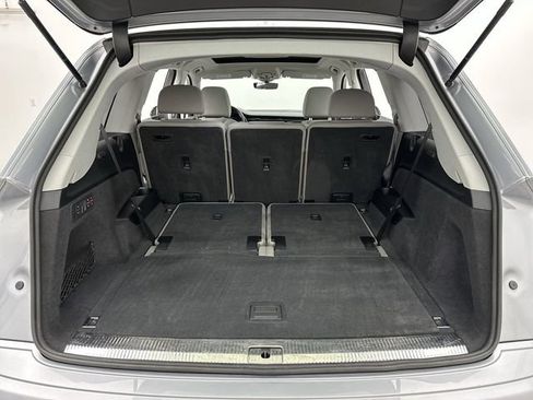 Used 2020 Audi Q7 3.0T Prestige w/ Prestige Package AWD/4WD image 25