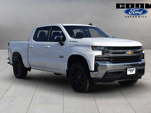Used 2021 Chevrolet Silverado 1500 LT RWD image 2