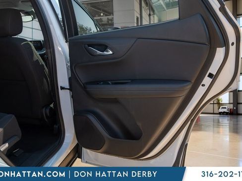 Used 2021 Chevrolet Blazer LT FWD image 23