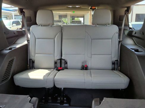 Used 2021 Chevrolet Tahoe Z71 w/ Rear Media and Nav Package AWD/4WD image 43