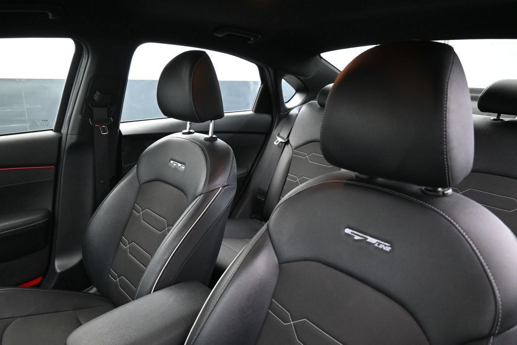 Certified 2022 Kia Forte GT-Line FWD image 14