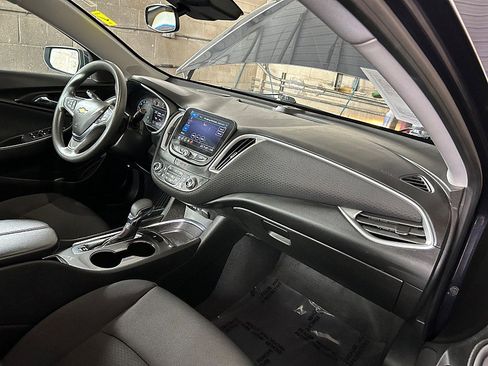 Used 2023 Chevrolet Malibu LT image 21