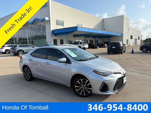 Used 2017 Toyota Corolla SE FWD image 1