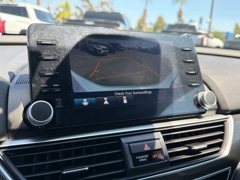 Used 2022 Honda Accord Sport image 32
