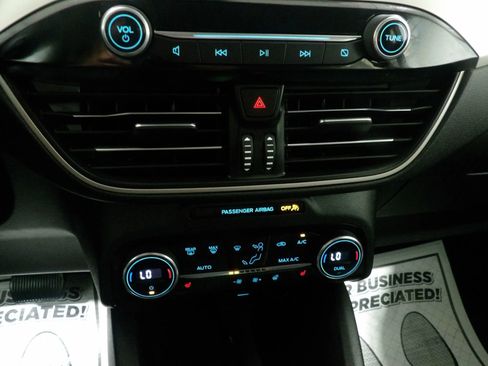 Used 2021 Ford Escape SEL w/ Technology Package image 13