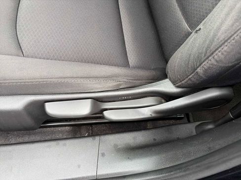 Used 2018 Chevrolet Malibu LS image 14