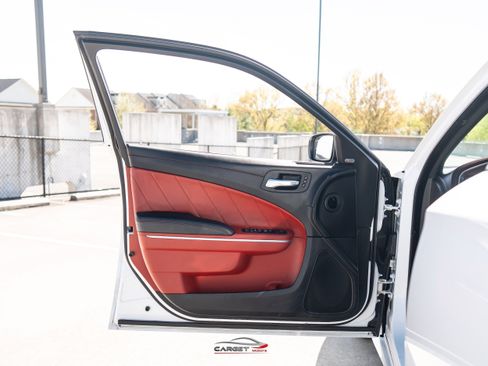 Used 2020 Dodge Charger Scat Pack RWD image 40