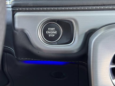 Used 2022 Mercedes-Benz G 63 AMG Squared image 25