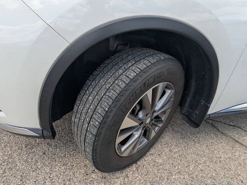 Used 2016 Nissan Murano SV w/ Cargo Package FWD image 38