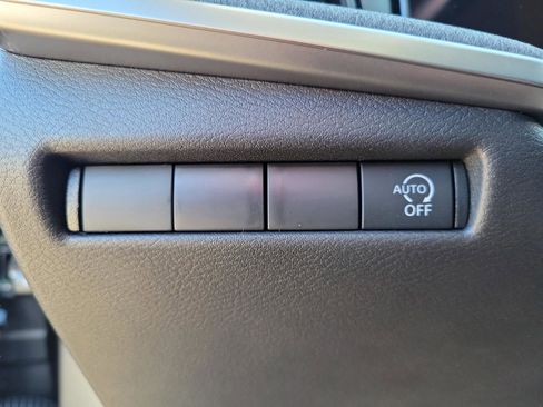 New 2026 Nissan Kicks SV image 20