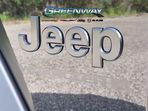 Used 2026 Jeep Wrangler Unlimited Sport AWD/4WD image 28