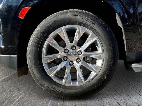 Used 2023 Chevrolet Tahoe Premier image 8