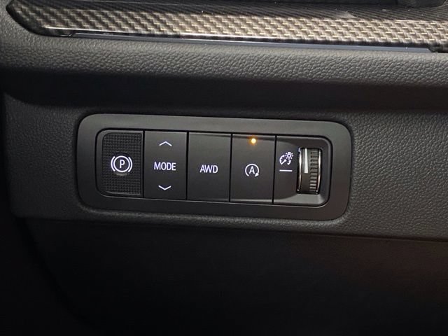 New 2027 Chevrolet Traverse Z71 w/ Enhanced Driving Package AWD/4WD image 37