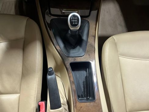 Used 2009 BMW 328i Sedan RWD image 25