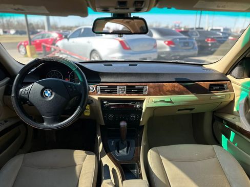 Used 2011 BMW 328i xDrive 328i xDrive Sedan 4D image 12