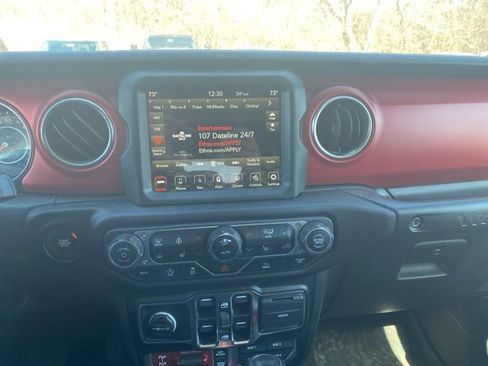 Used 2023 Jeep Wrangler Unlimited Rubicon w/ Steel Bumper Group image 13