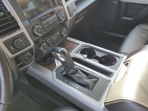 Certified 2018 Ford F150 Lariat w/ Trailer Tow Package AWD/4WD image 7
