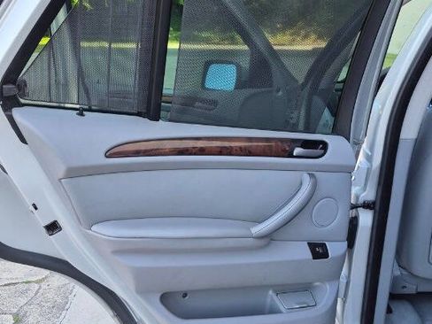 Used 2005 BMW X5 3.0i AWD/4WD image 48