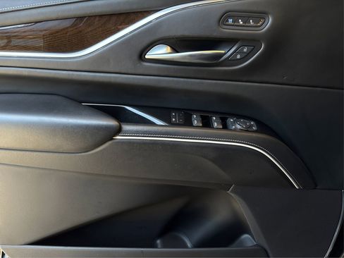 Used 2023 Cadillac Escalade Sport Platinum w/ LPO, ONYX Package AWD/4WD image 20